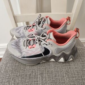 Nike Men's Sneakers - Size 8 - Giannis Immortality EP